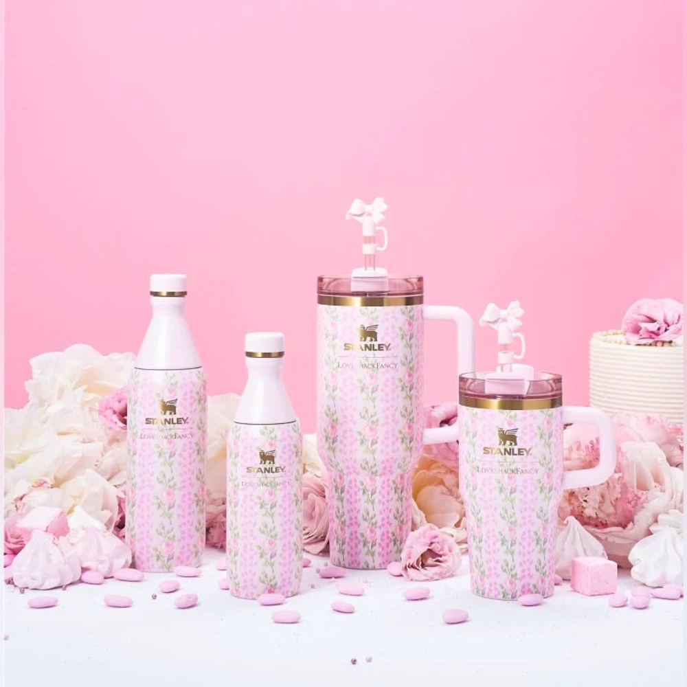 NEVER OPENED Stanley x LoveShackFancy 20oz Quencher NWT Pink Blooming Heirloom - Picture 4 of 5